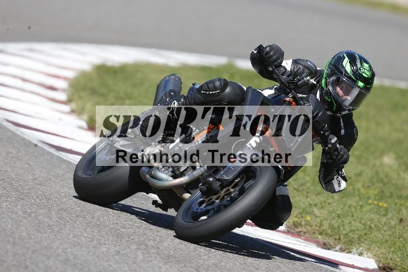 /Archiv-2025/48 25.08.2025 Cornu Master School ADR/rot-rouge/38